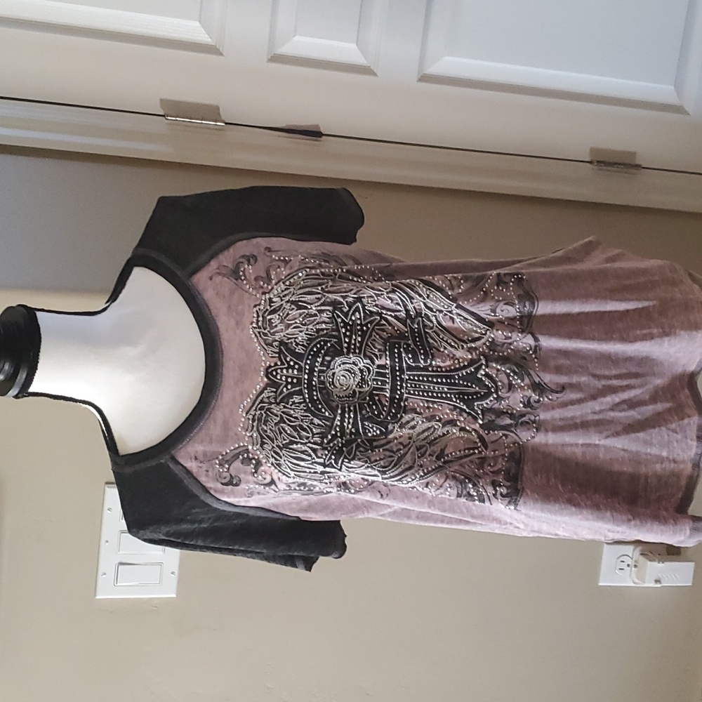 Tee